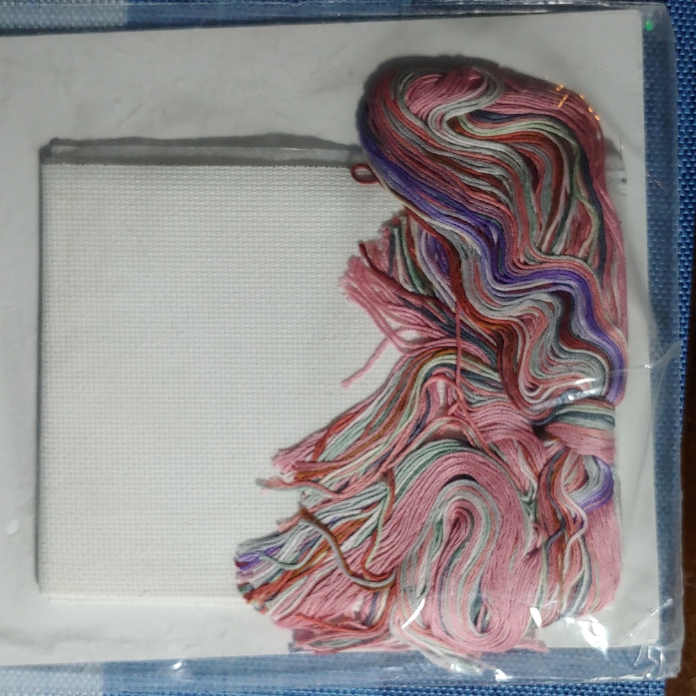 Shell Banner Counted Cross Stitch Kit - Picture 4 of 4